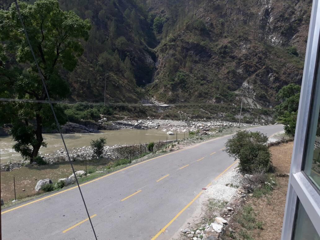 Hotel Inder Place Uttarkashi Luaran gambar